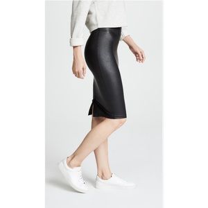 SPANX Women's Faux Leather Pencil Skirt // L